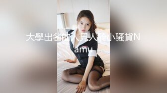 77情人节，骚逼女友，第一件事就是把屁股翘高高，让我无套后入狠狠撸她一炮内射！爽歪歪！