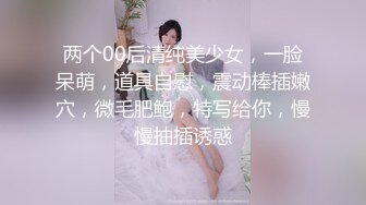 在澡堂偷拍长发妹子洗澡 身材可以 打泡泡抚摸全身 全程拍下洗澡全过程 一点也没有发现